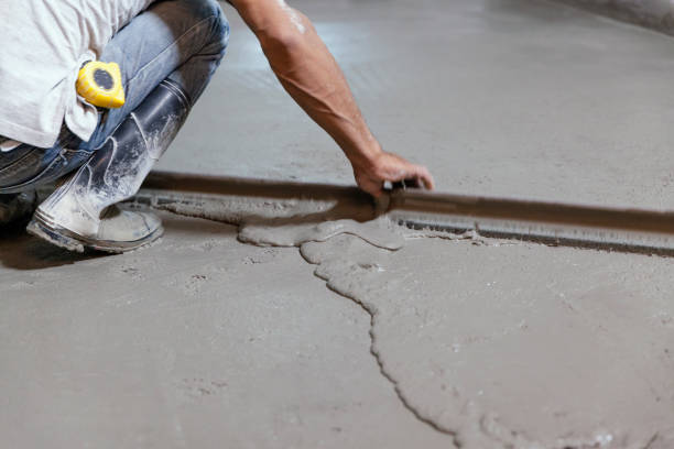 Best Concrete Sidewalk Installation in Fruitville, FL