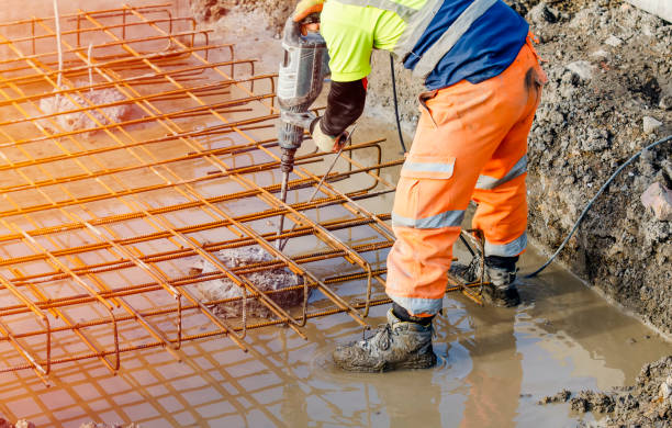 Best Concrete Slab Construction in Fruitville, FL